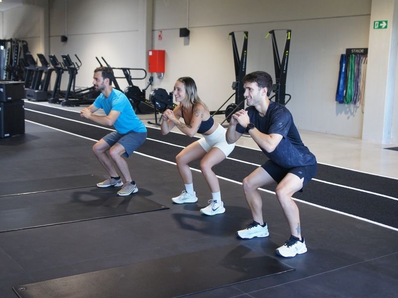Classe d'entrenament híbrid MOVE Fitness a Shooter Club